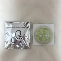 TWICE サンリオコラボ　ジョンヨン　缶バッジ