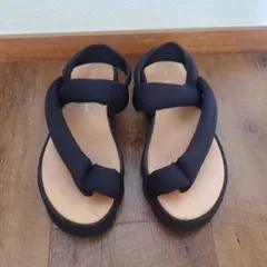 ISSEY MIYAKE x UN Bounce Sandal 36 ブラックのサムネイル