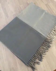 【新品】【未使用】グレー バイカラーフリンジ付きストール