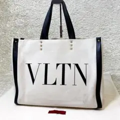 VALENTINO VLTN キャンバストートバッグ - メルカリ