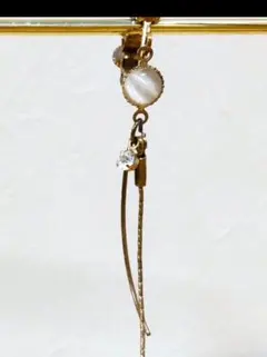 Item thumbnail for item ee9550b3-b187-48f4-977f-14b1f4441467