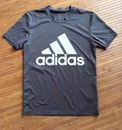 キッズ　adidas アディダス 半袖Tシャツ グレー Lサイズのサムネイル