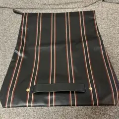 FRED PERRY！ストライプのカッコいいクラッチ