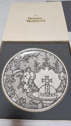 【未開封】Vivienne Westwood プレート皿 31cm 2025年最新】Vivienne Westwood 食器の人気アイテム - メルカリ