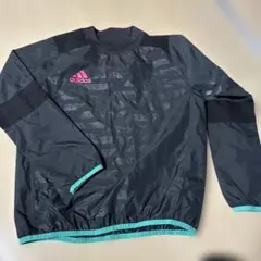 美品　アディダス　adidas ヤッケ　防風　140 ウィンドブレーカー