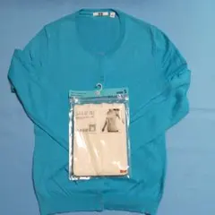 ユニクロUVカットクルーネックカーディガンとサラファインキャミソール