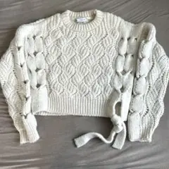 ZARA アイボリー ケーブルニットセーター