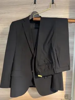 伊勢丹購入　黒(濃紺)ビジネススーツ ジャケットツーパンツセット　Mサイズ相当