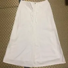 ユニクロ　リネン白スカート