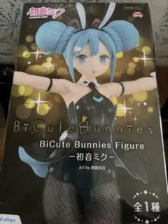 初音ミク　バニー　フィギュア