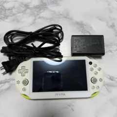 PS Vita PCH-2000 ライムグリーン/ホワイト 動作確認済 箱なし