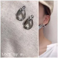57 再販 シルバー リング フープ 雫 小ぶり シンプル ツイスト ピアス