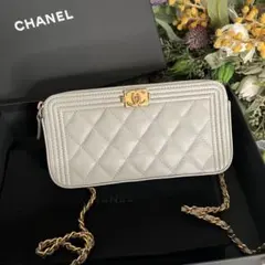 CHANEL シャネル【美品】ボーイシャネル キャビアスキン チェーンウォレット
