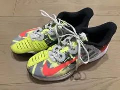 NIKE エアズーム GP ターボ テニスシューズ ブラックイエロー 25cm