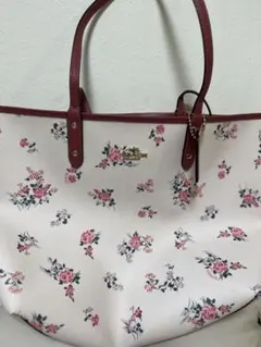COACH フラワープリント ショルダーバッグ