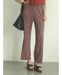 Item thumbnail for item 65788f73-7d3a-4322-8564-6b0e0f248708