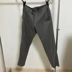 ユニクロ　ウエスト82㎝のサムネイル