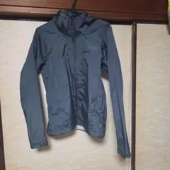 patagonia フーディニ Sサイズ ダークグリーン - メルカリ