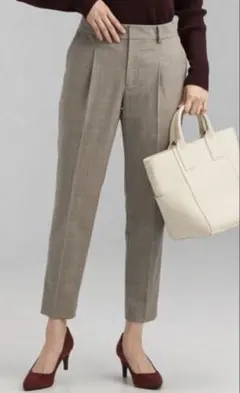 green label relaxing スラックス