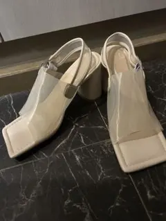 【EVOL 新品】クリア PVC スクエアトゥ サンダル