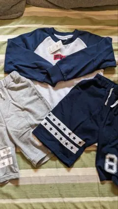 トレーナー　パイル生地　半ズボン　　140 FILA　タグ付き