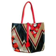 和装用バッグ 黒赤金 花柄　リバーシブル　着物リメイク　トートバッグ　鞄