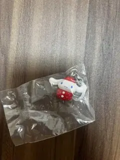 サンリオ　いちごめじるしアクセサリー　シナモン