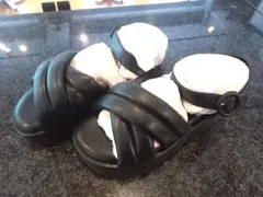 •売り切りセール• 新品未使用 ) レアルタ ストラップ サンダル ブラック