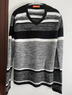 ストライプ Vネック ニットセーター