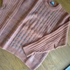 ストライプ模様 ニットセーター