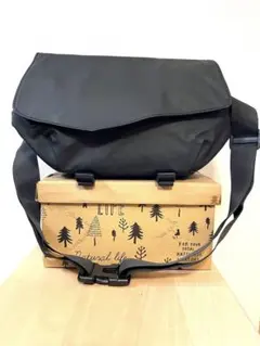 Item thumbnail for item 86e46f15-780b-4f45-b4cb-8a4c3dc8485c