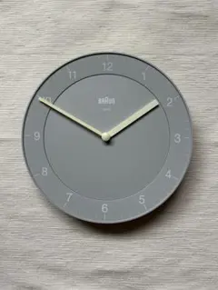 BRAUN WALL CLOCK （ブラウン アナログ掛け時計 グレー)