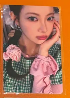 LE SSERAFIM spaghetti マムズタッチ ウンチェ