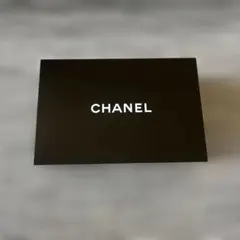 CHANEL レッド コンパクトミラー 箱、布袋、ショッパーおまけ付き