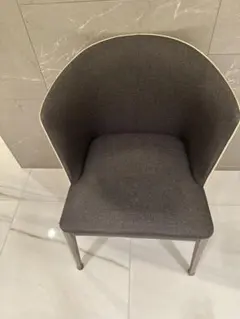 アルフレックス　フルーテ　パイピングアームチェア最後の1脚