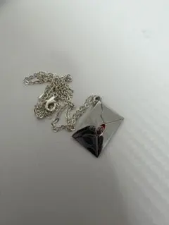 ハリーポッター　公式　刻印　シルバー 封筒型 ネックレス