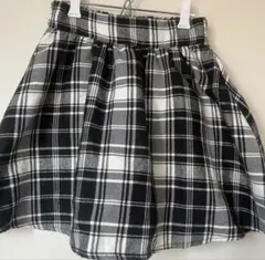 Lovetoxic チェック柄フレアスカート Sサイズ（140）