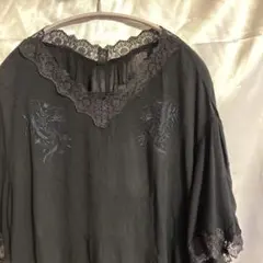 JEANASIS フレアスリーブ レース 刺繍 ブラウス ブラック サイズフリーのサムネイル