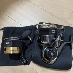 25ソルティガ 20000-H & 25000スプールのサムネイル
