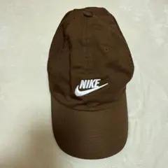 NIKE キャップ ブラウン 刺繍ロゴのサムネイル