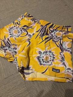 Patagonia フラワー柄 ショートパンツ S