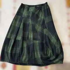 センソユニコtb緑と黒のチェック柄フレアスカート