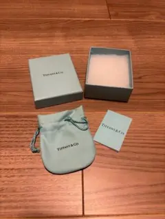 Tiffany & Co. ギフトボックスとポーチセット