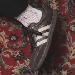 adidas×UR SAMBA OG スニーカー