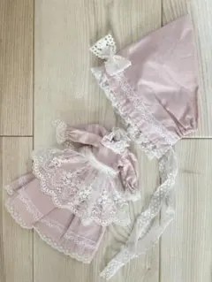 ネオブライス　アウトフィット　ピンクのドレスとボネセット