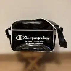 ☆メルカリ市期間中お値下げ☆Champion エナメルショルダーバッグ ブラックのサムネイル