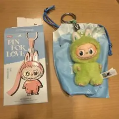 POP MART THE MONSTERS ぬいぐるみキーホルダーのサムネイル