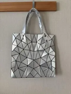 幾何学模様 シルバー トートバッグ