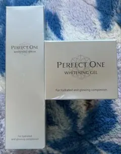 Perfect One ホワイトニングジェル & セラムのサムネイル