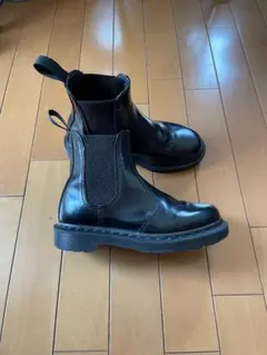 Dr. Martens サイドゴアブーツ 黒厚底　23㎝ Dr.Martens ドクターマーチン 厚底 サイドゴアブーツ AUDRICK